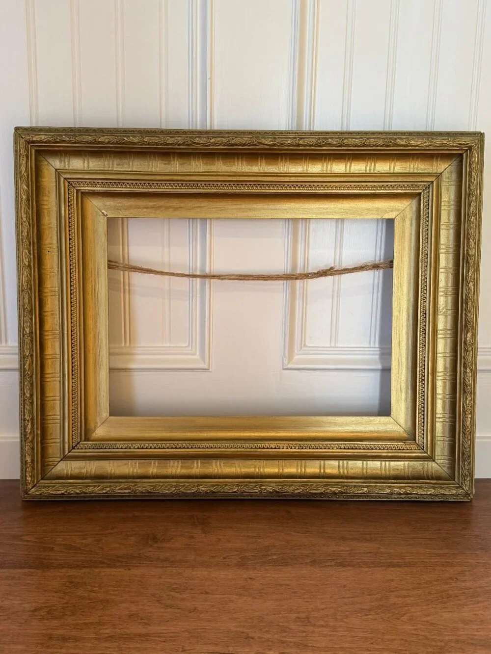 Antique Gold Wood Picture Frame – Fits 10x14 Art, Heavy Gilt Cove Moulding